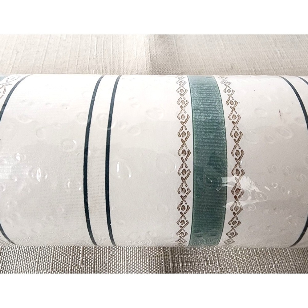 YORK Wallpaper Carey Lind Design  SP 7330 R1 Green Stripe Pattern 56 Sq. Feet